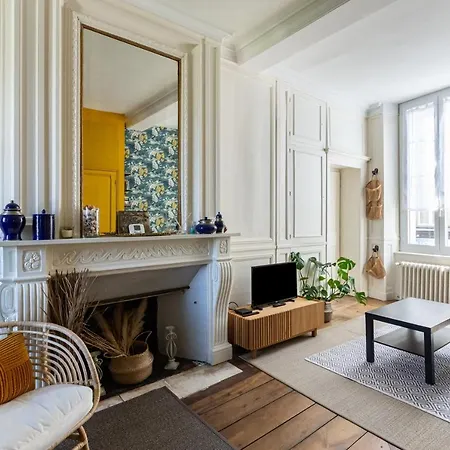 Apartment Le Ara Bleu - Bel De Caractere